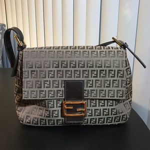 NWOT Gorgeous Brown Shoulder/Crossbody Bag